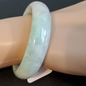 Burmese Jade Bangle (A)